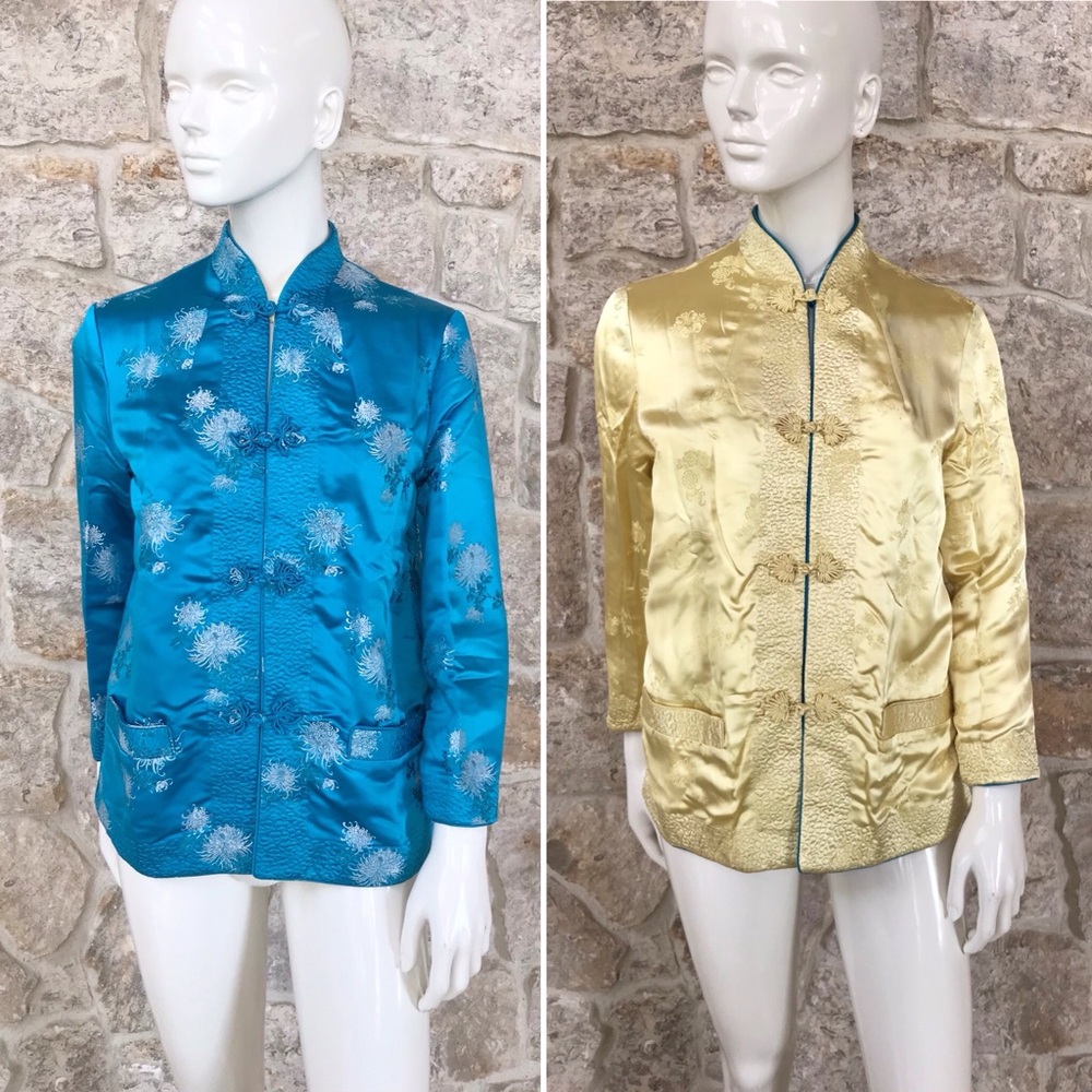 Vintage 1960s Chinese Satin Blue Yellow Reversible Floral Jacket Frog Closures
